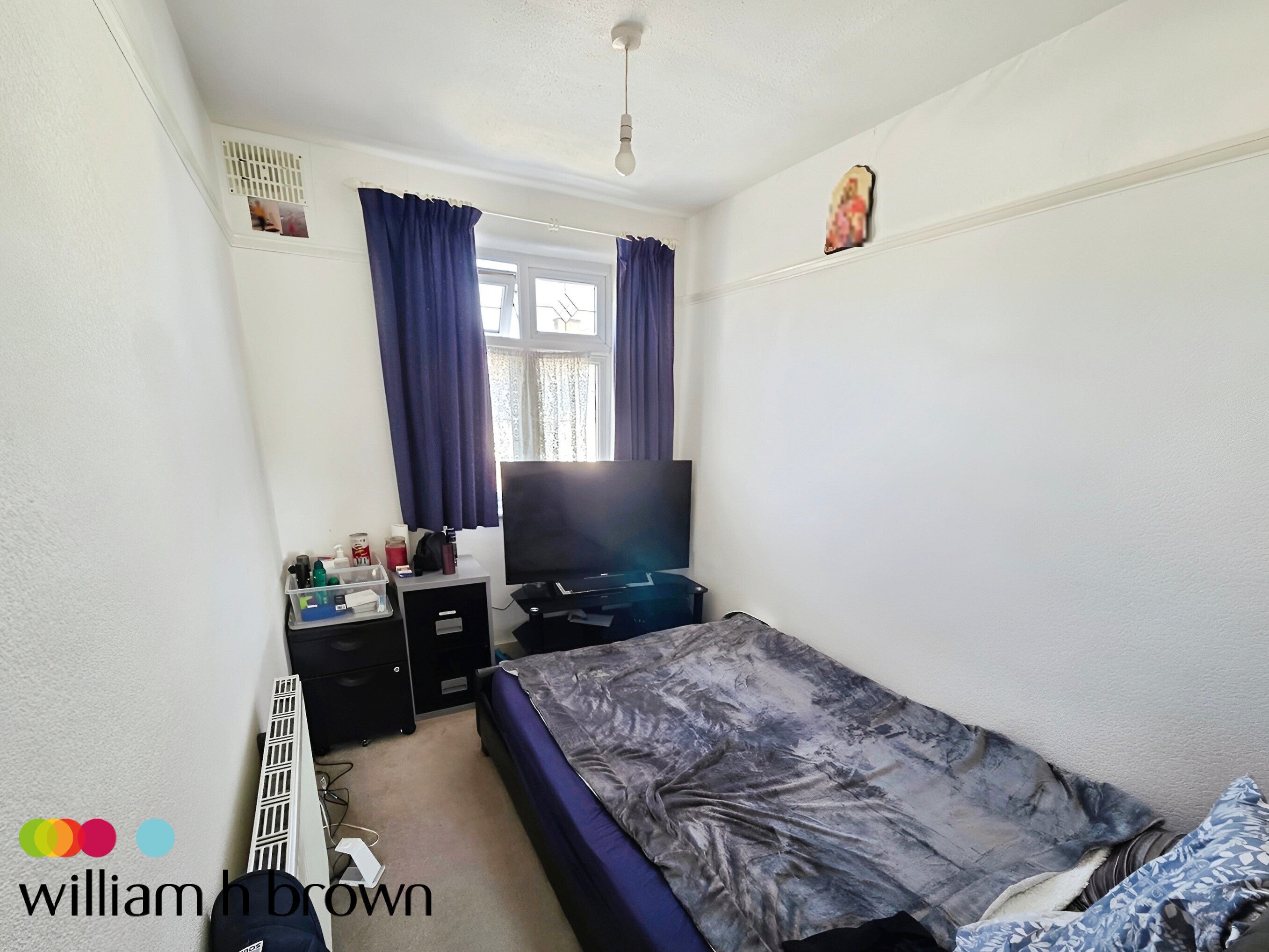 House Wilmington Gardens in Greater London