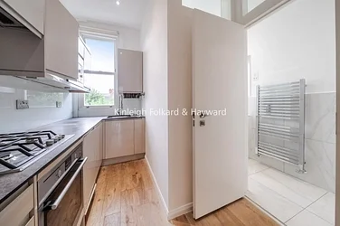 Flat Telford Avenue in Greater London