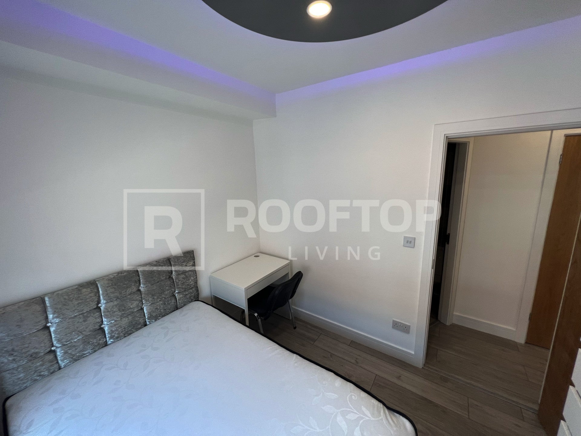 Flat Glossop Street in Leeds