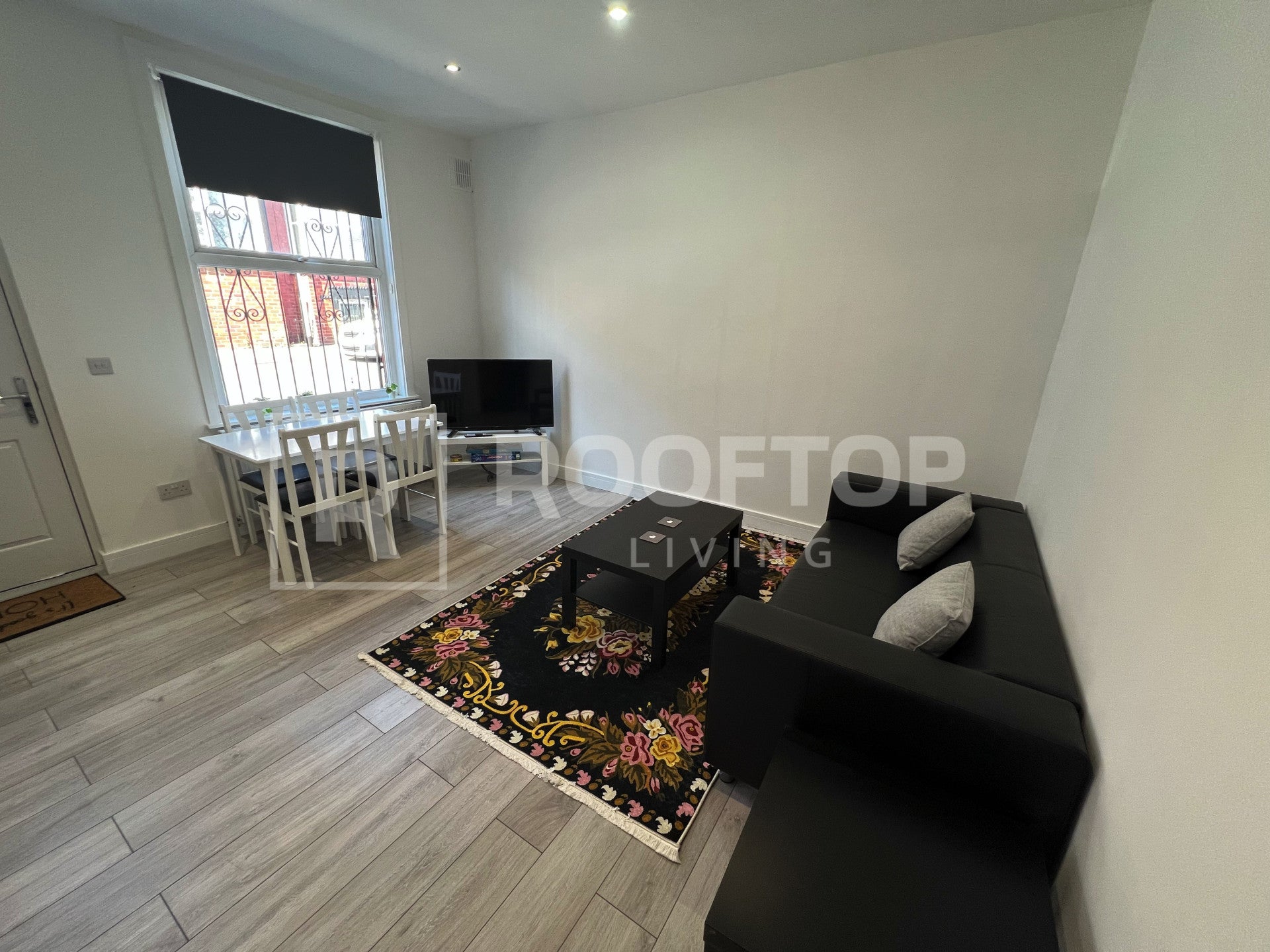 Flat Glossop Street in Leeds