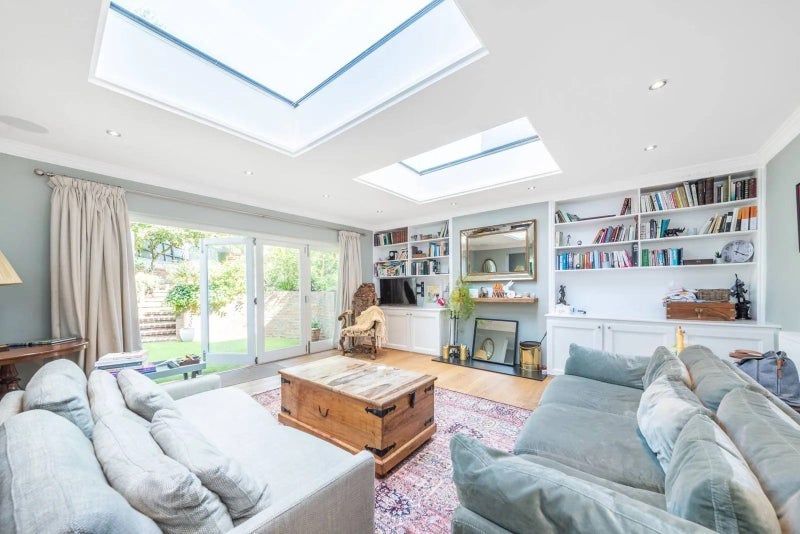 Flat Nassington Road in Greater London