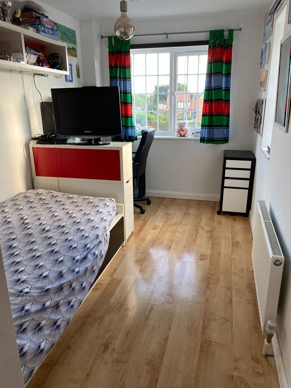 Room Cooks Close in Bristol