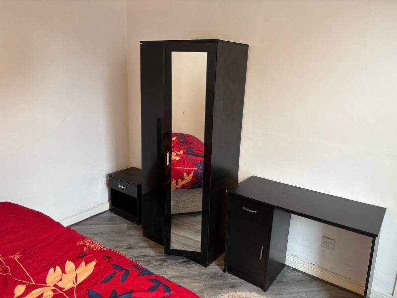 Room Chiswell Street in Liverpool
