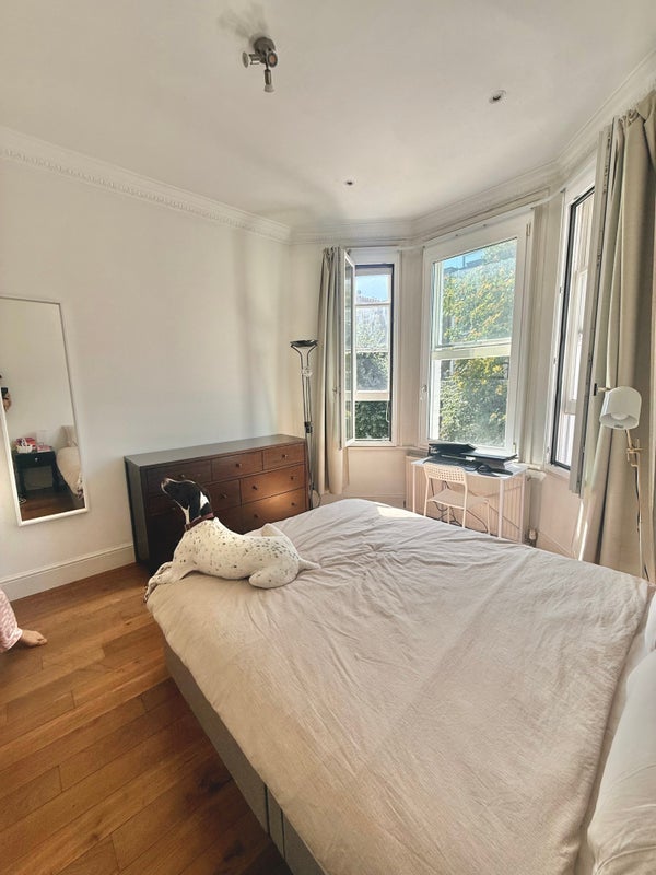 Room Elm Park Lane in Greater London