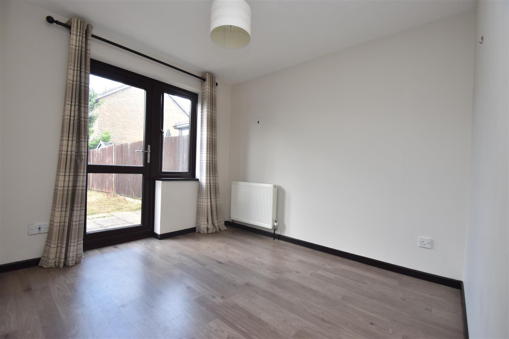 House Middlefield in Reigate and Banstead