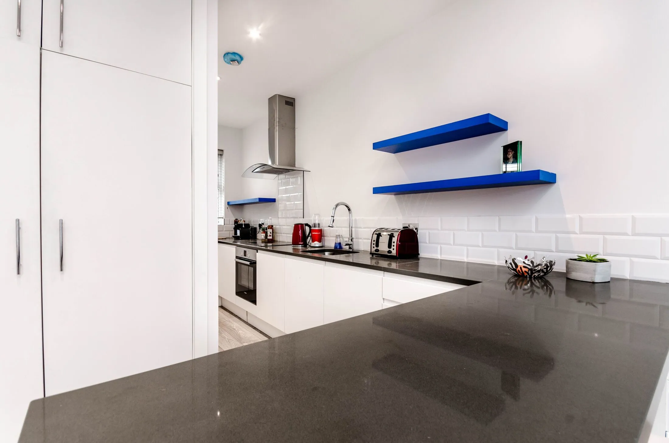 Flat Antrobus Road in Greater London
