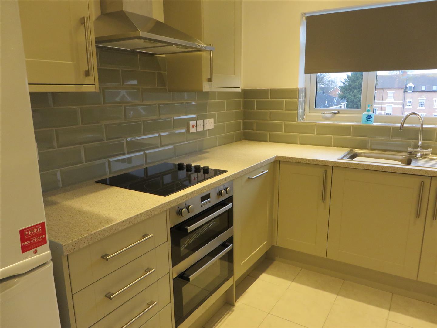 Flat Dereham Court in Royal Leamington Spa