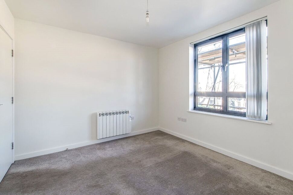 Flat Newton Road in Borough of Swale