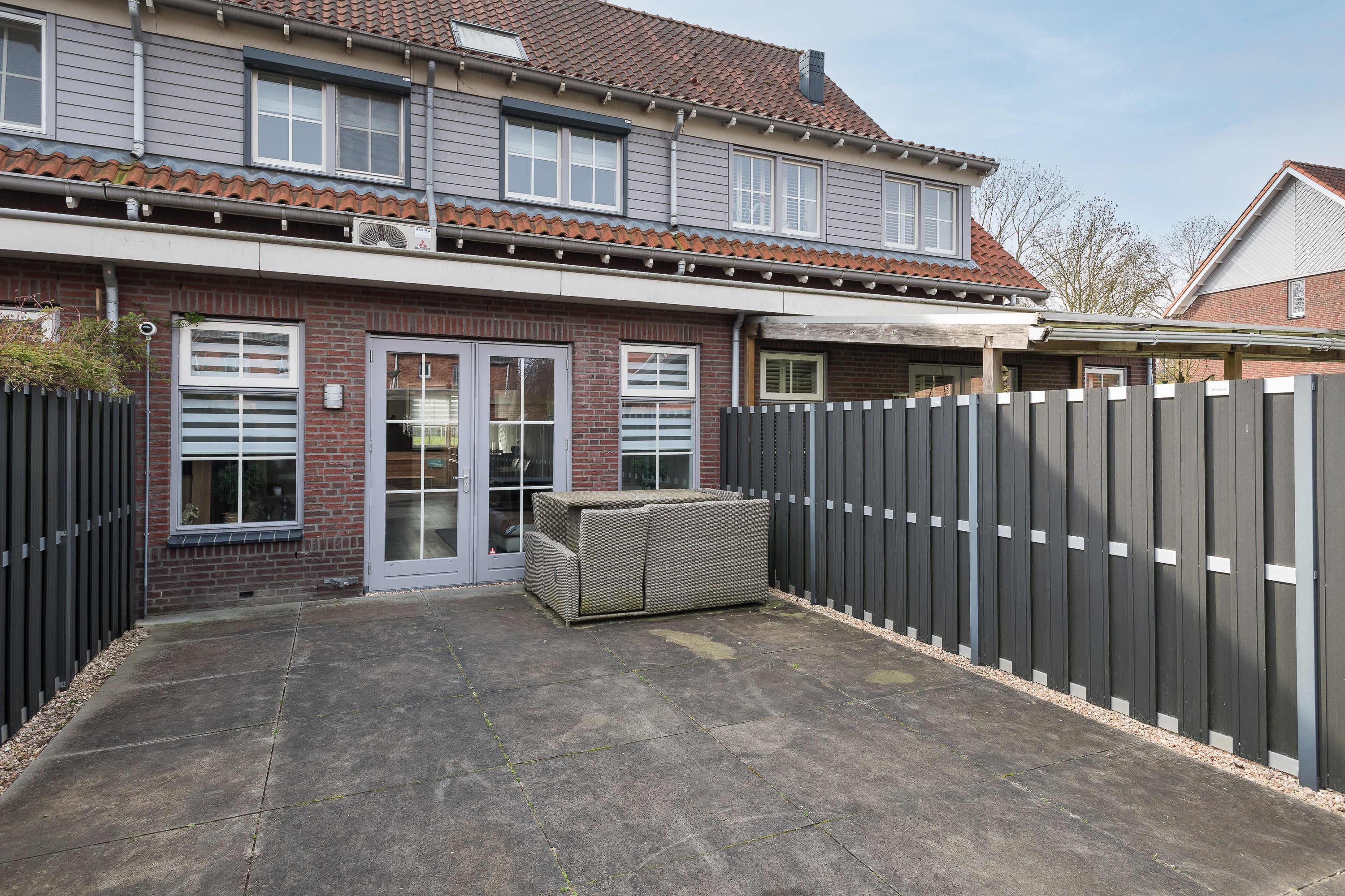 Tussenwoning te koop: Mesdagstraat 28, Rhoon