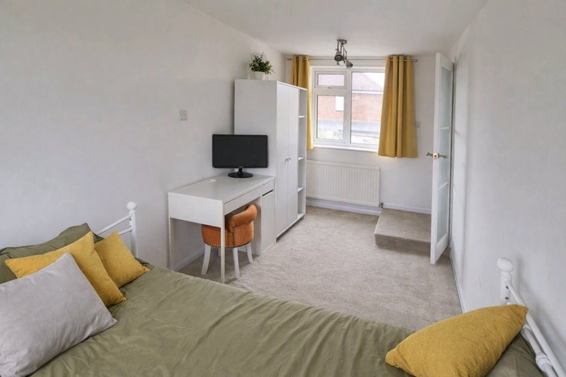Room York Road in Hinckley and Bosworth