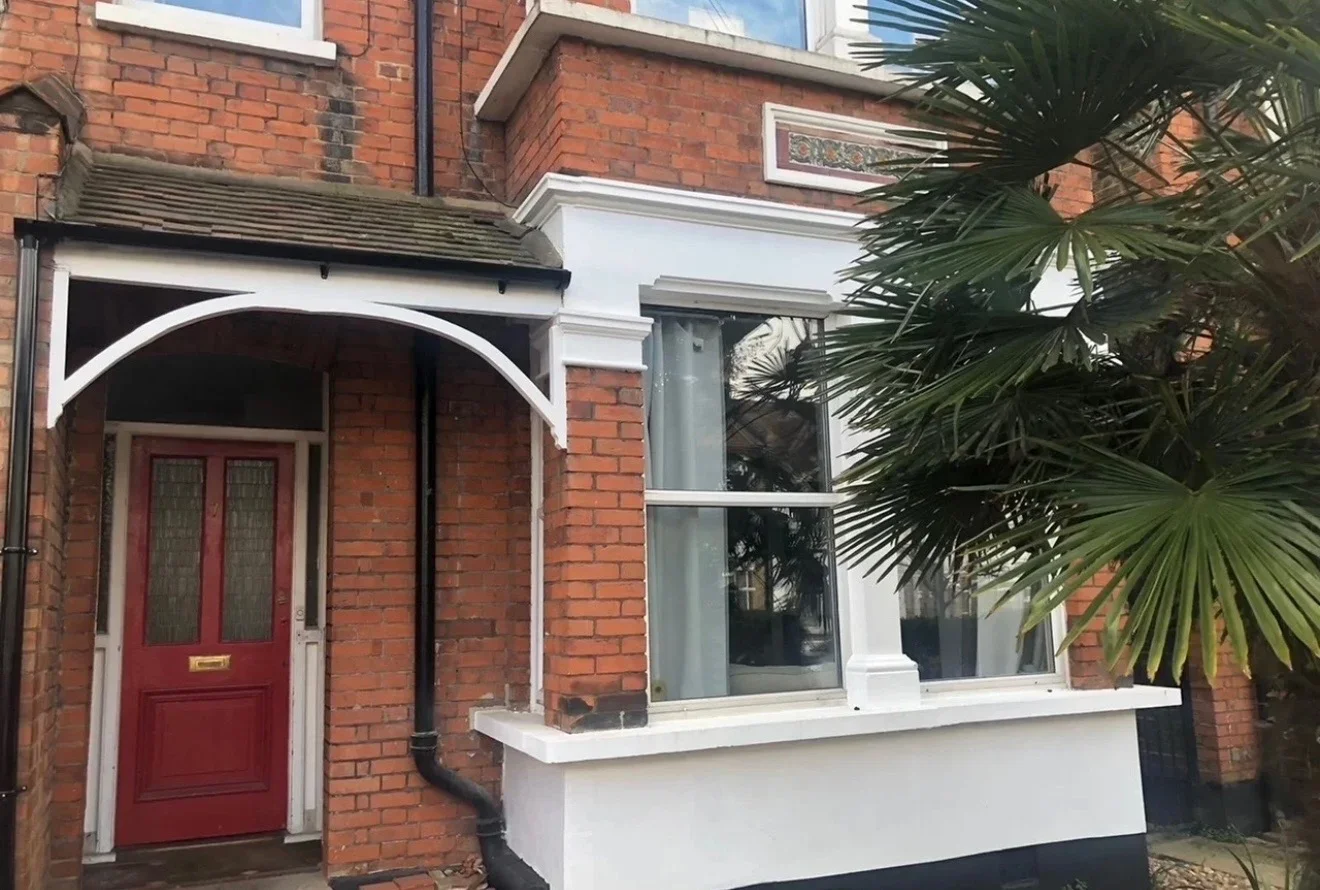 Flat Preston Road in Greater London