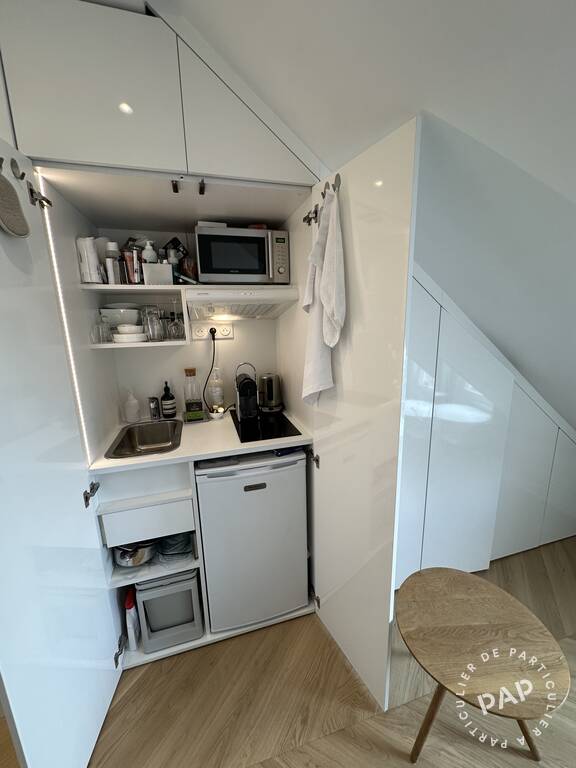 Room Place du Général Kœnig in Paris