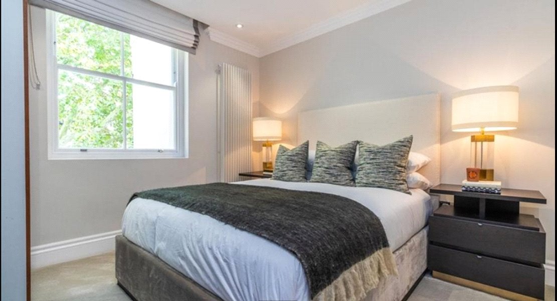 Flat Kensington Gardens Square in City of Westminster