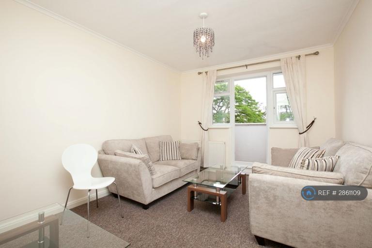 Flat Wilton Road in Greater London
