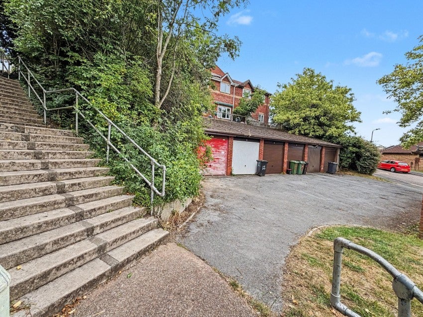 House Garland Close in Exeter