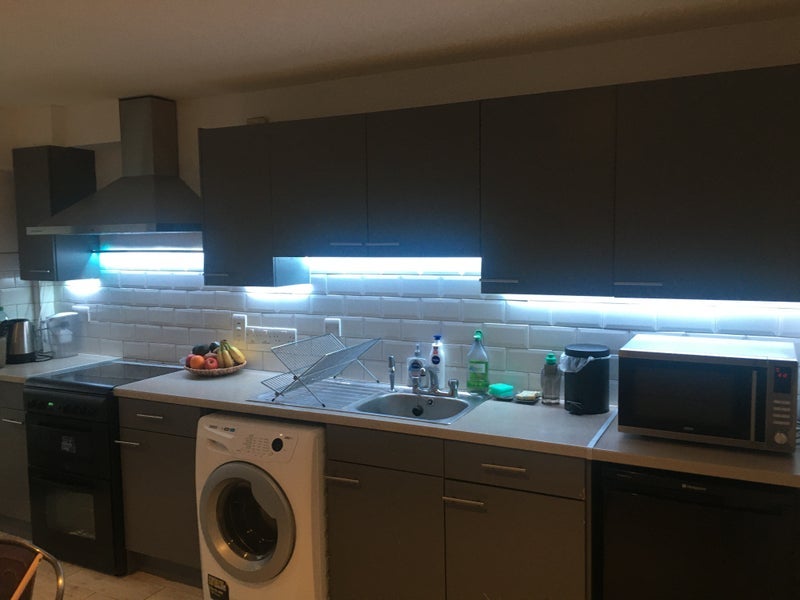 Room Fenton Close in Greater London