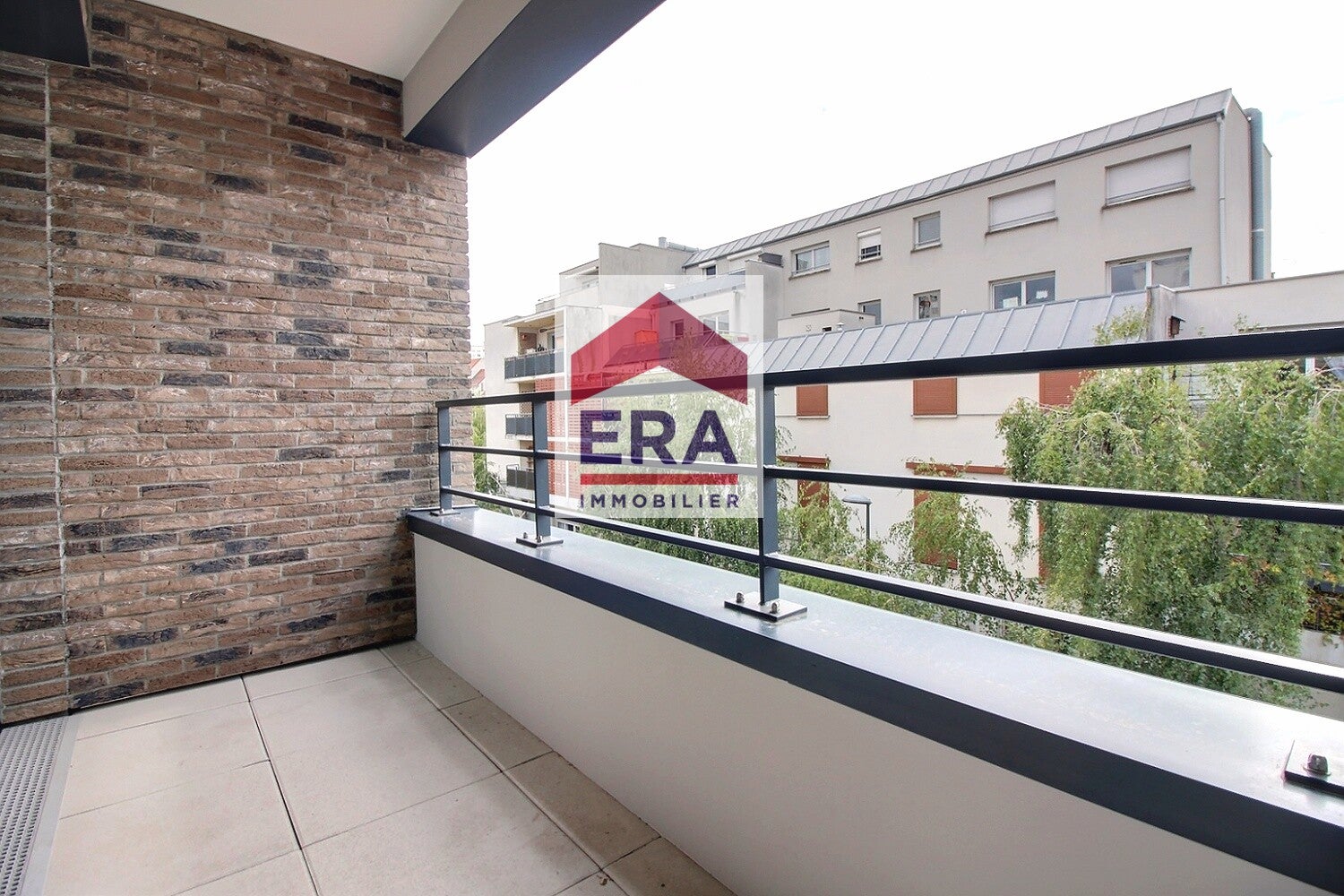Flat Rue Ampère in Saint-Ouen-sur-Seine
