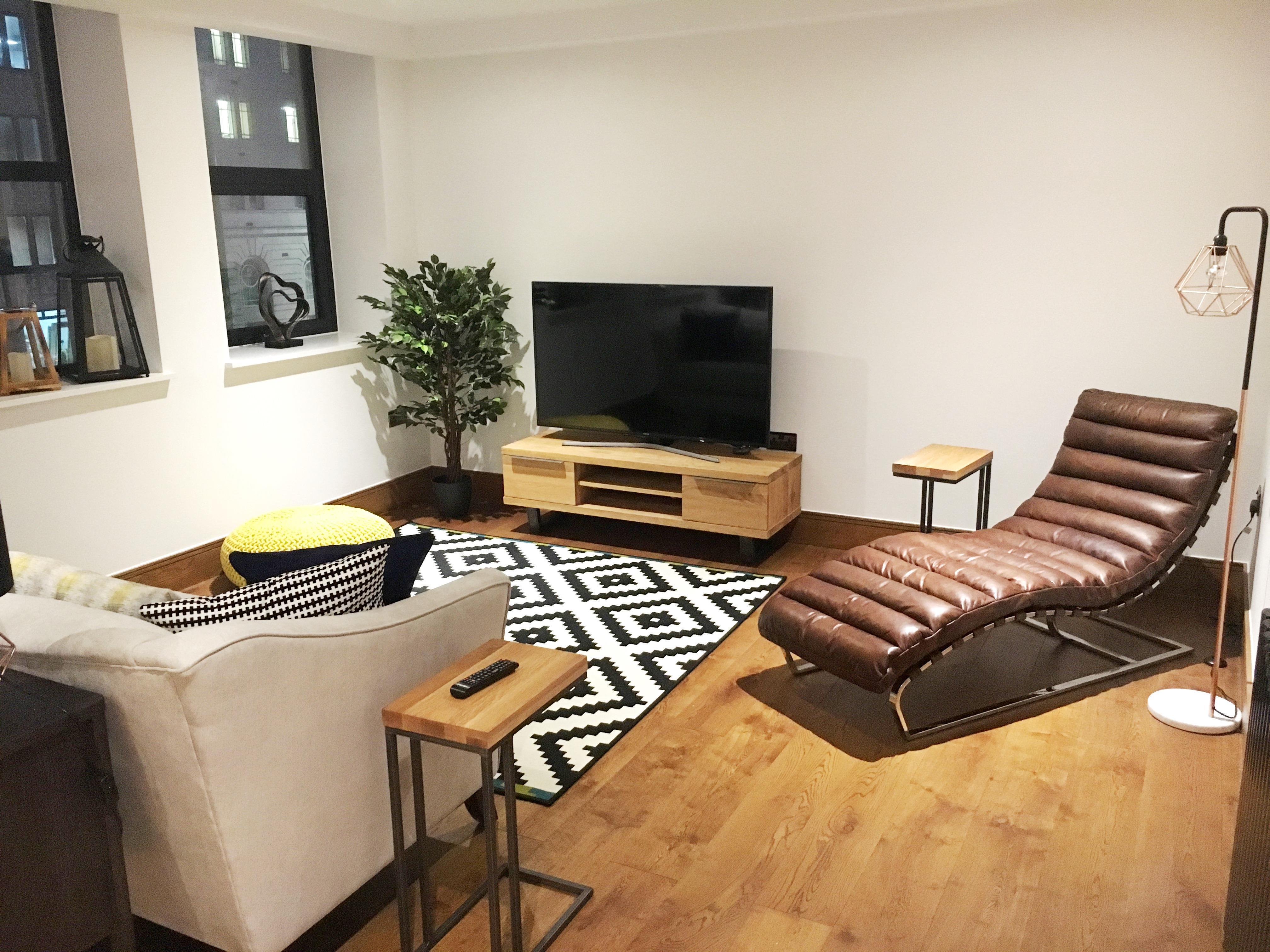 Flat Great Charles Street Queensway in Birmingham