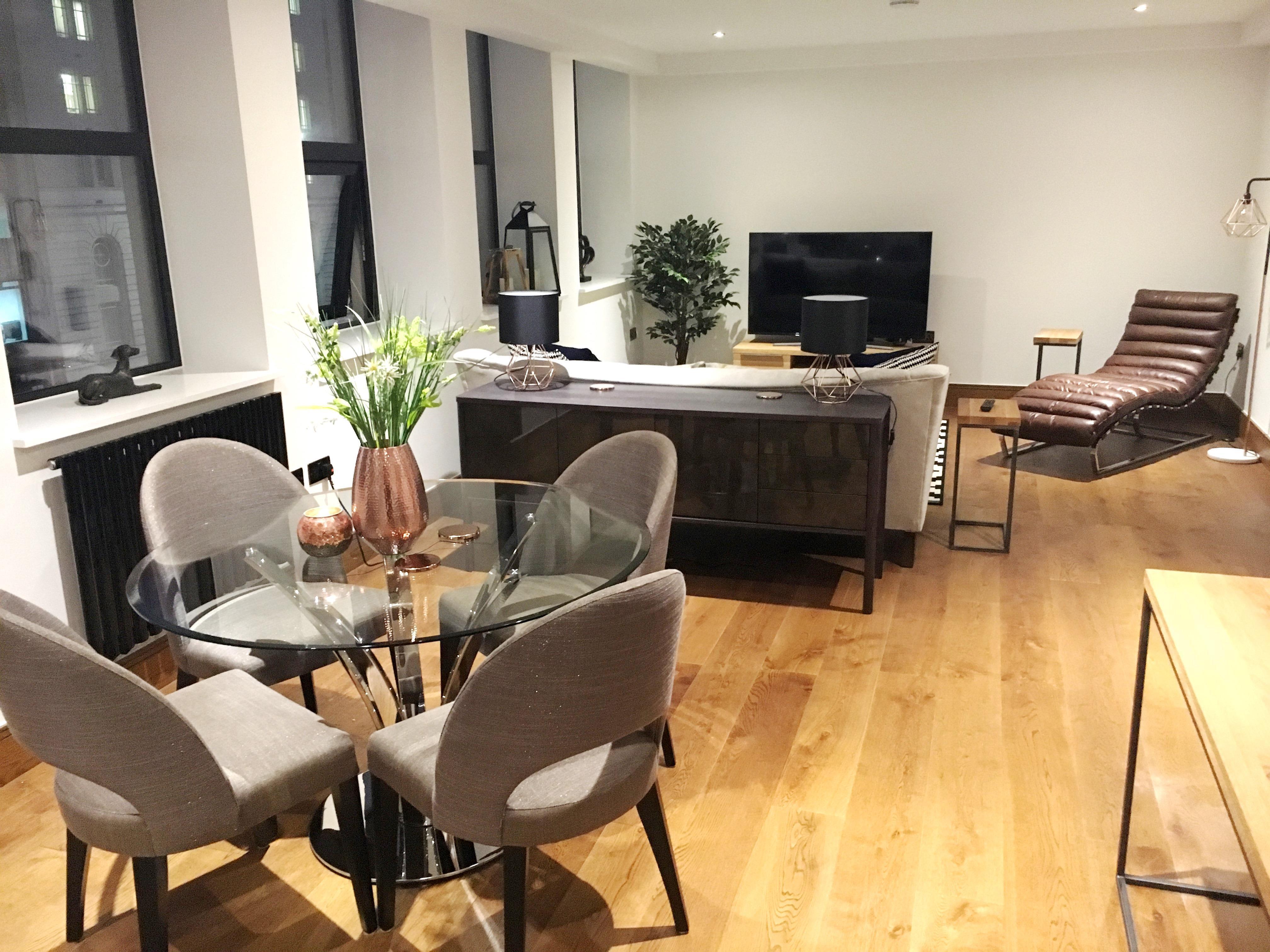 Flat Great Charles Street Queensway in Birmingham