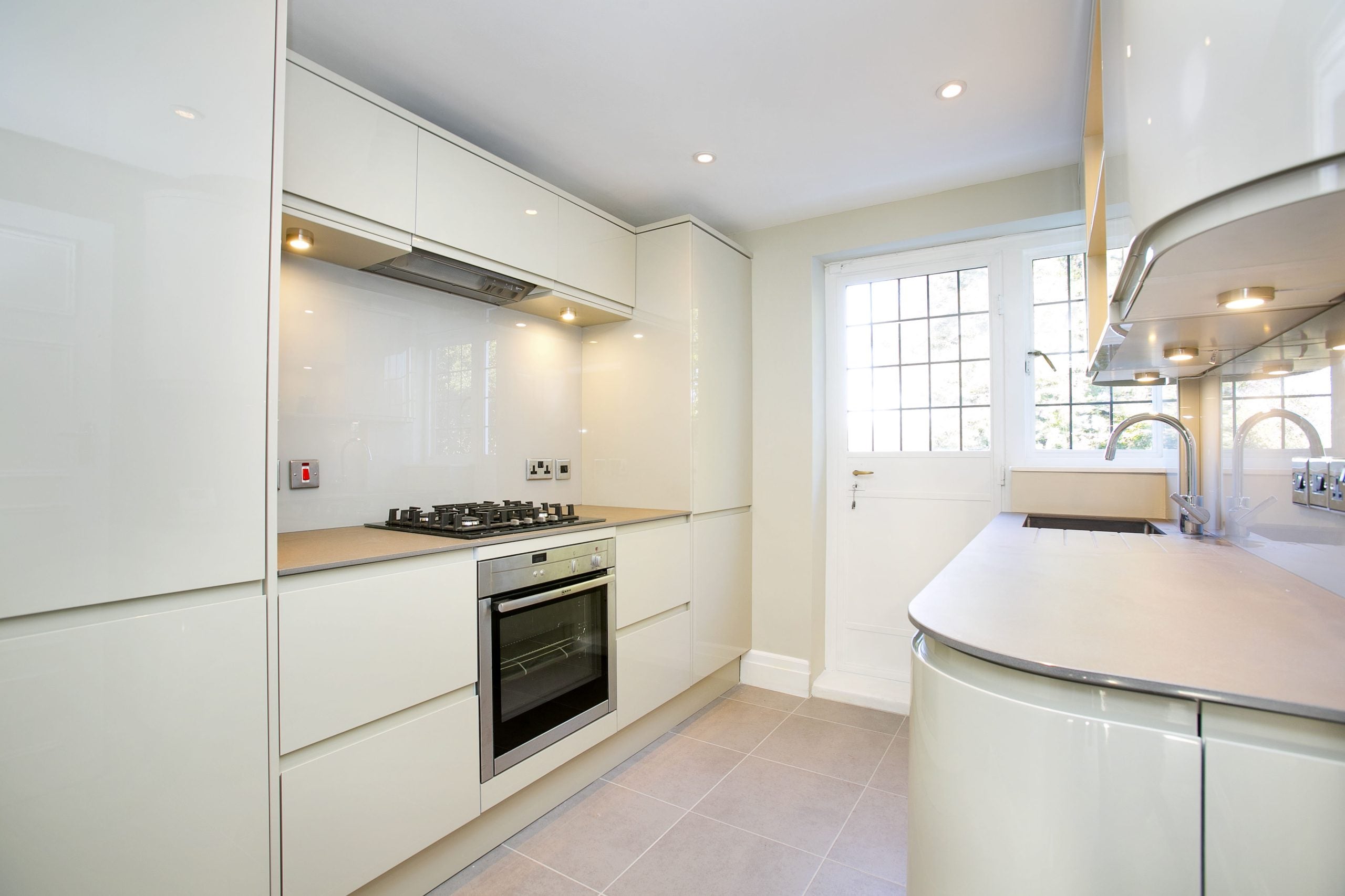 Flat Little Green in Greater London