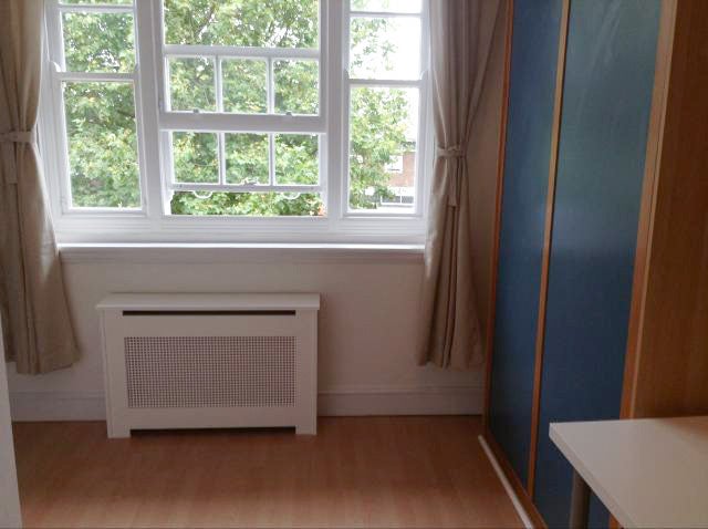 Flat Fulham Palace Road in Greater London