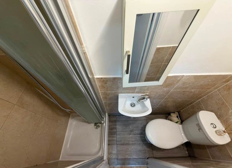 Flat Springfield in Greater London