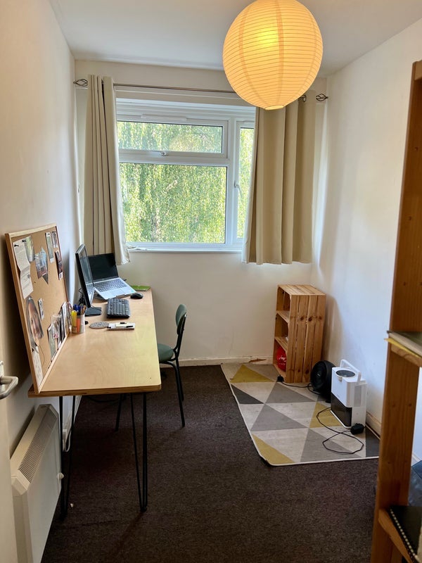 Room Locton Green in Greater London