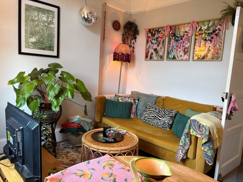 Flat Filey Avenue in Greater London