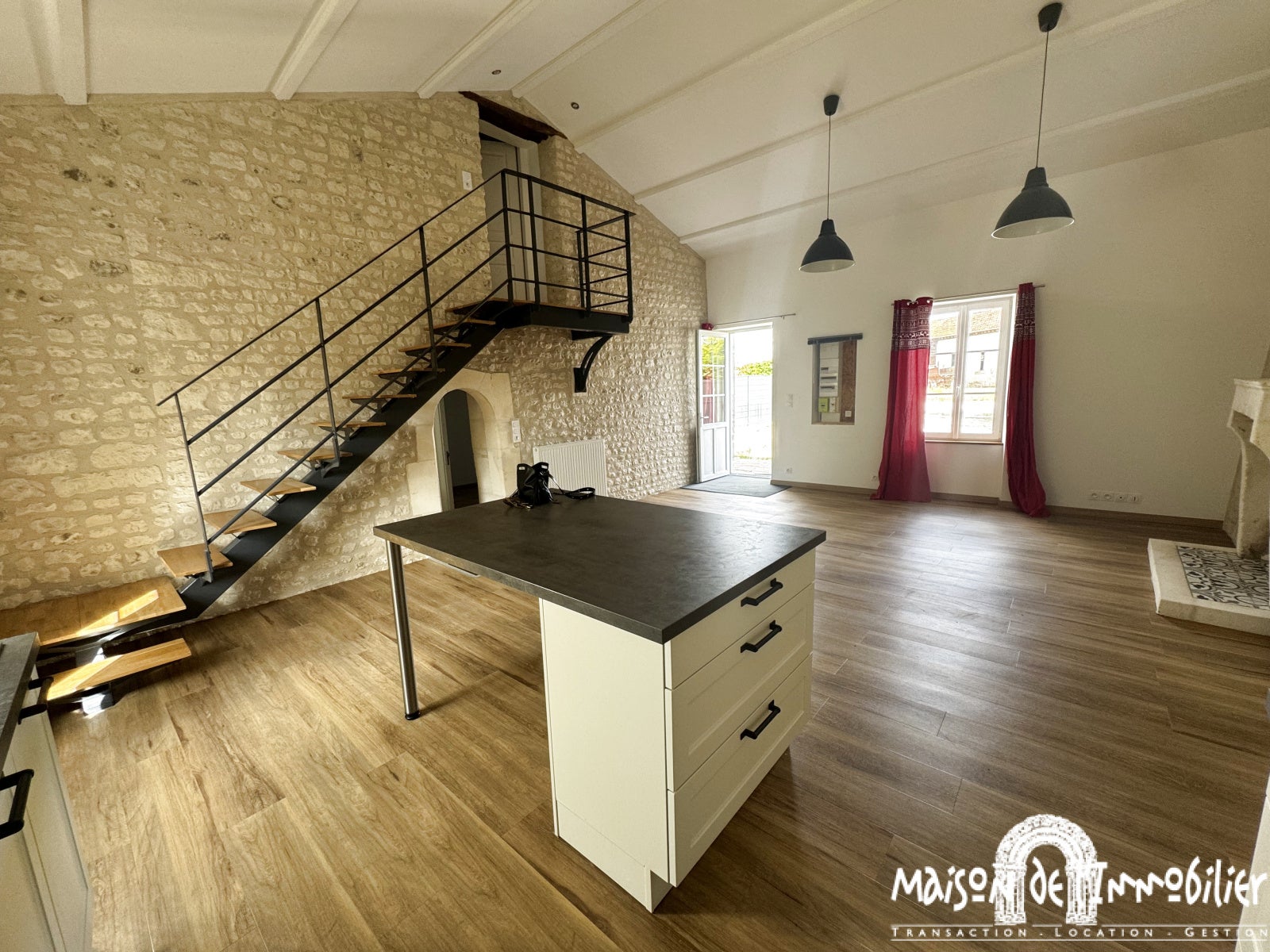 House Rue des Couturiers in Juillac-le-Coq