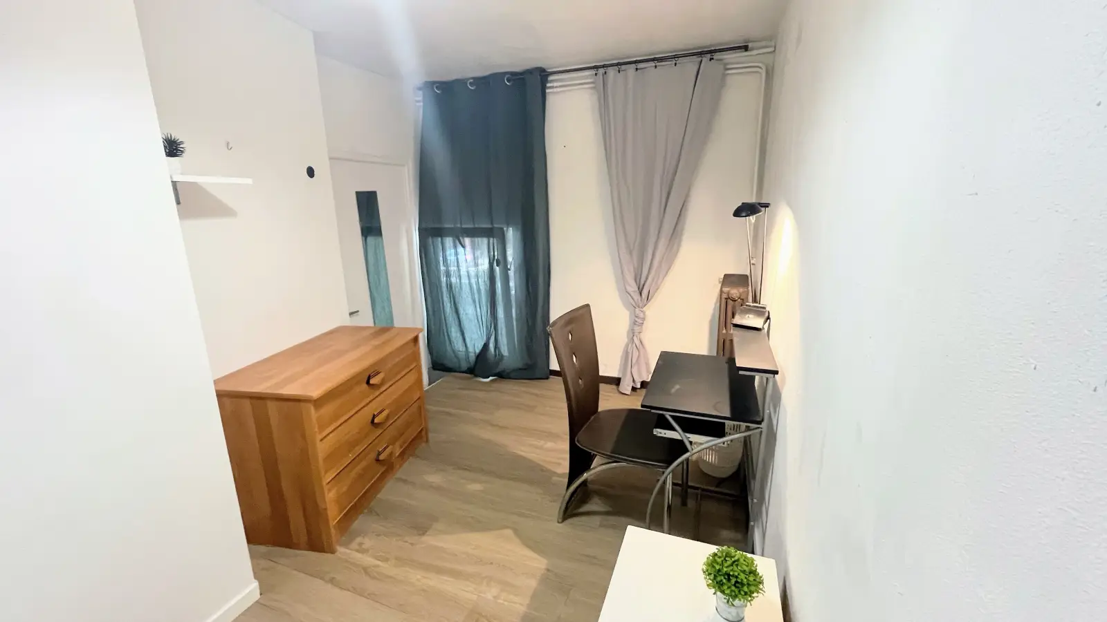 Room Rue Smith in Lyon