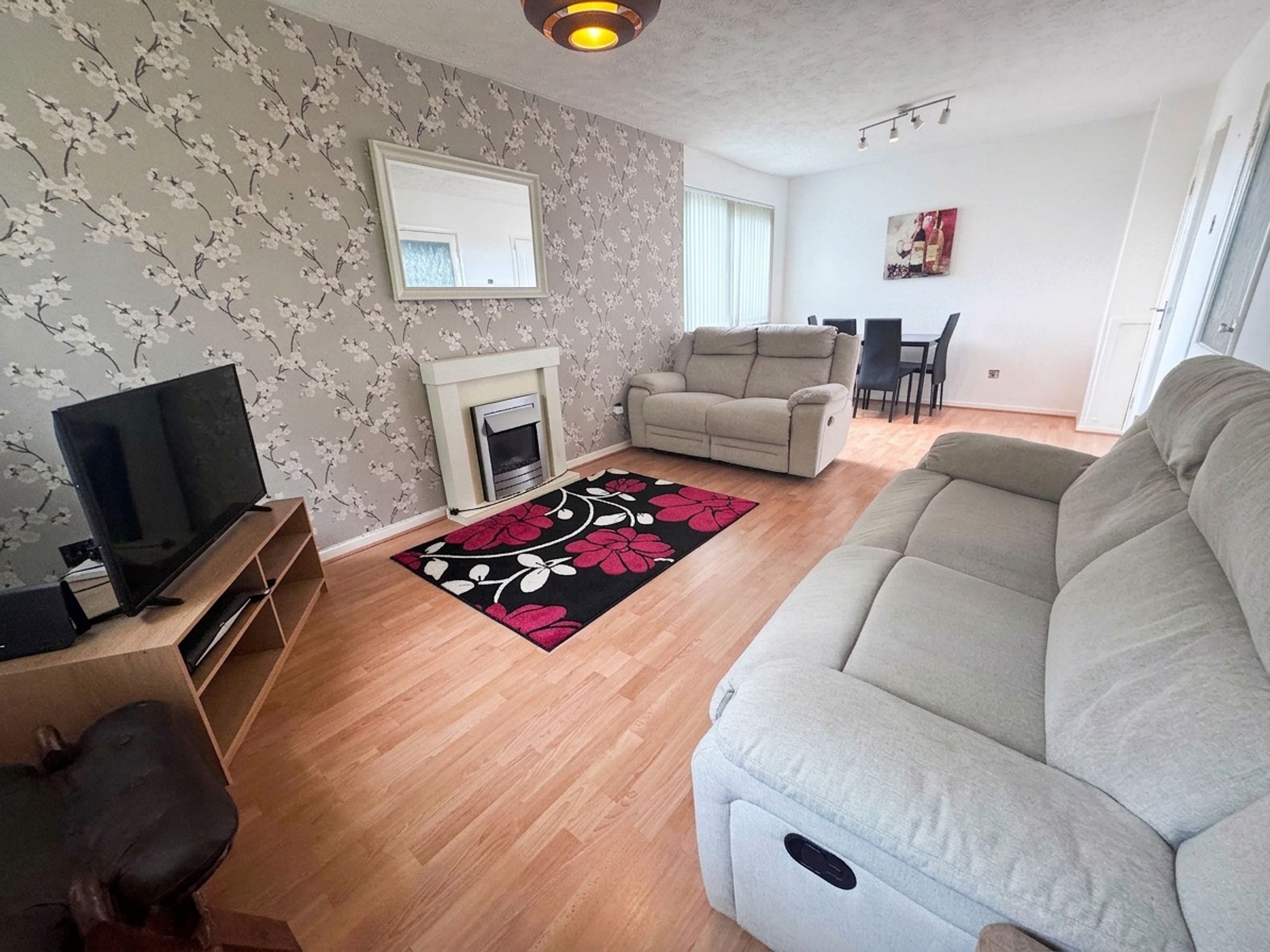 Flat Abbey Court in Coventry