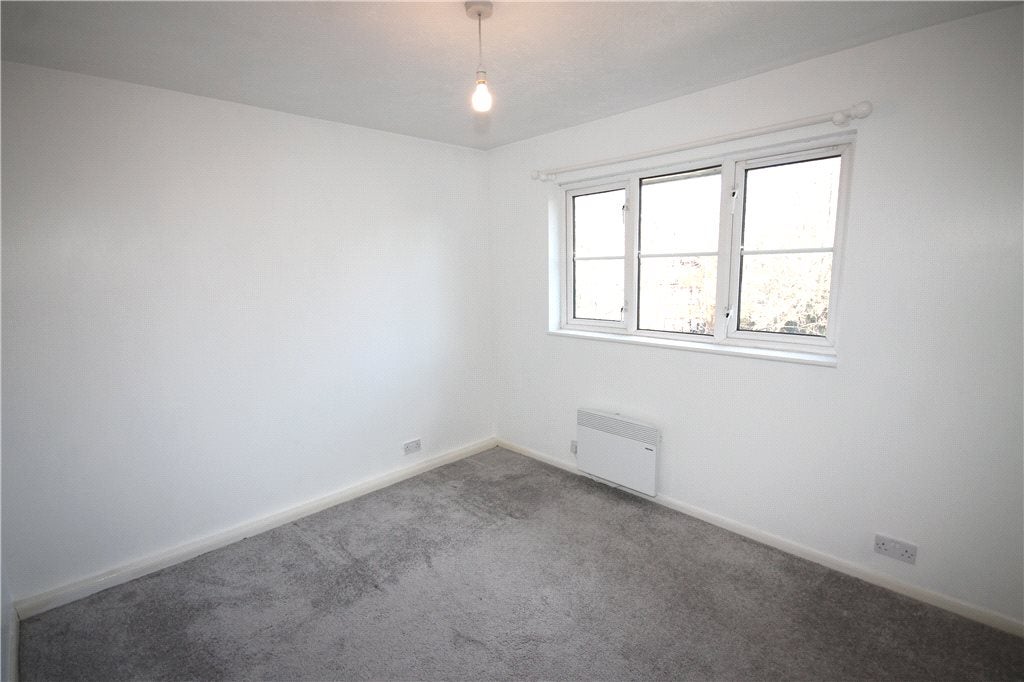 Flat Caraway Place in Greater London