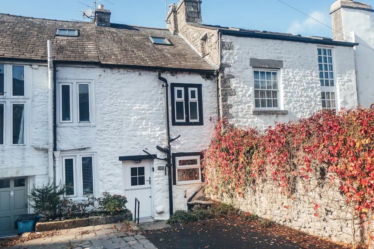 House Main Street in Burton-in-Kendal