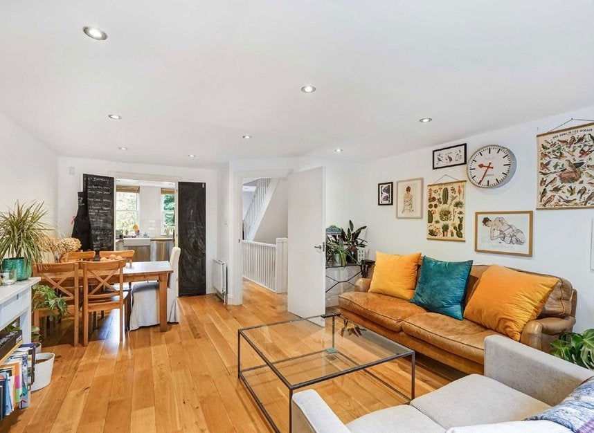 House St Paul's Mews in Greater London