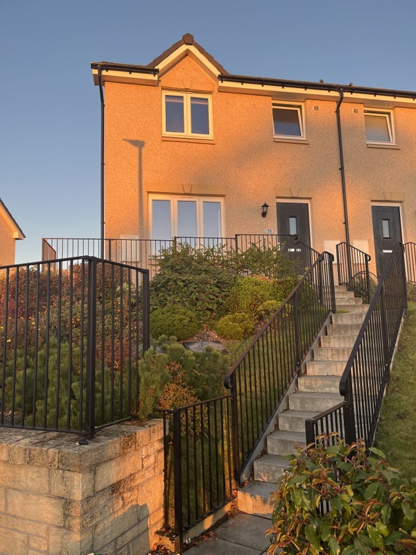 Room Meikle Drive in Penicuik