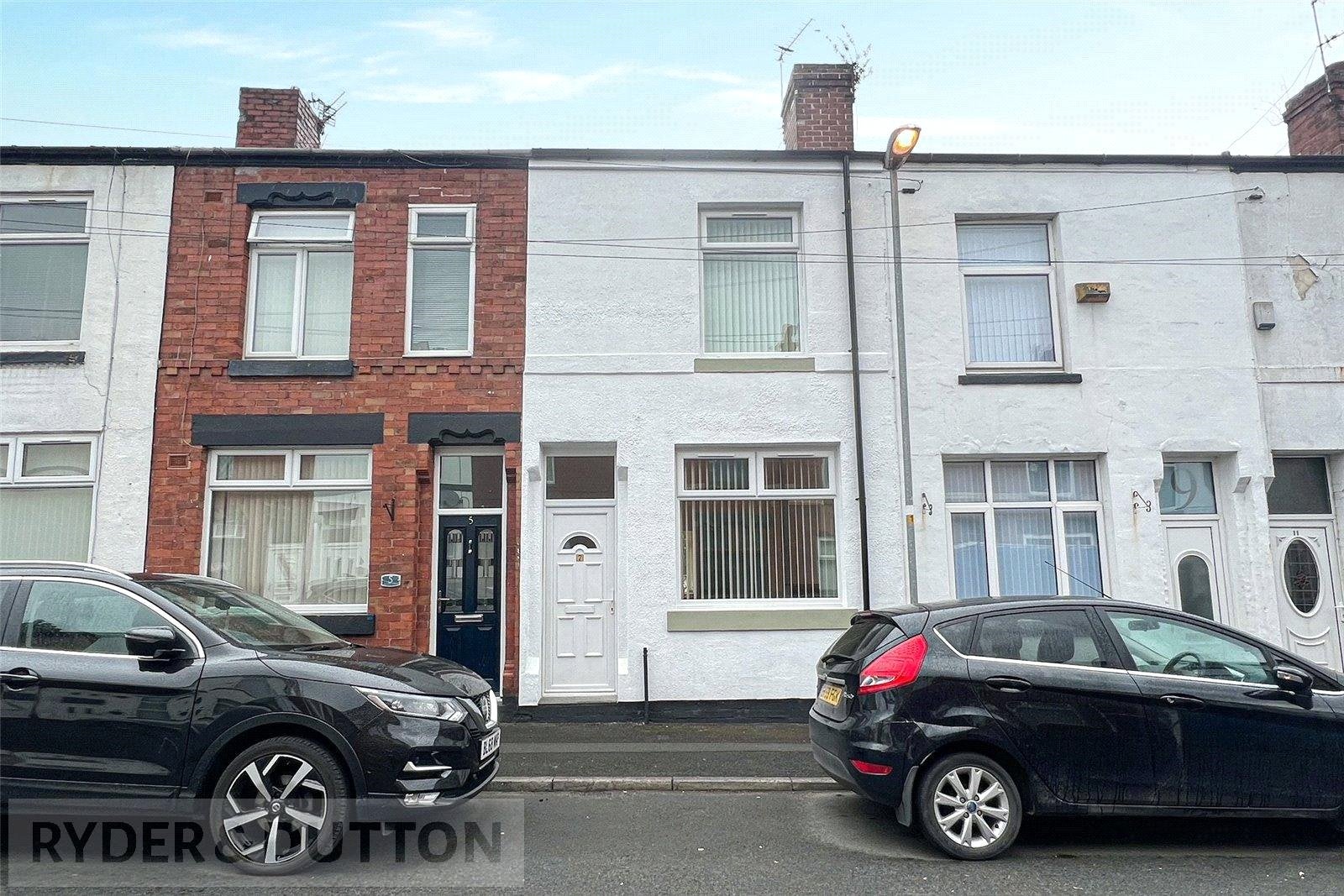 House Dovedale Street in Failsworth