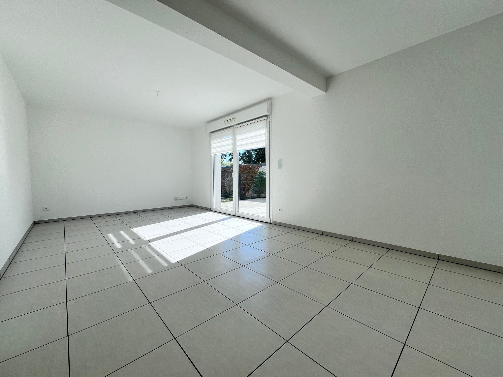 Flat Route de service in Blotzheim