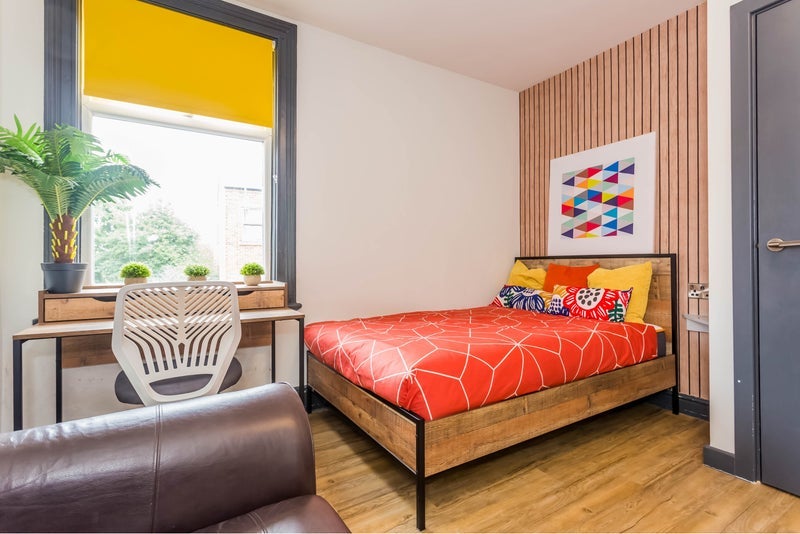 Room Ayresome Street in Middlesbrough