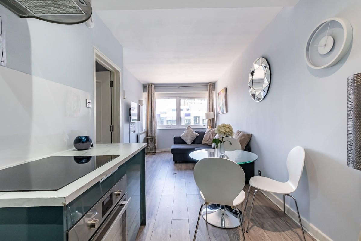 Flat Fitzroy Street in Greater London