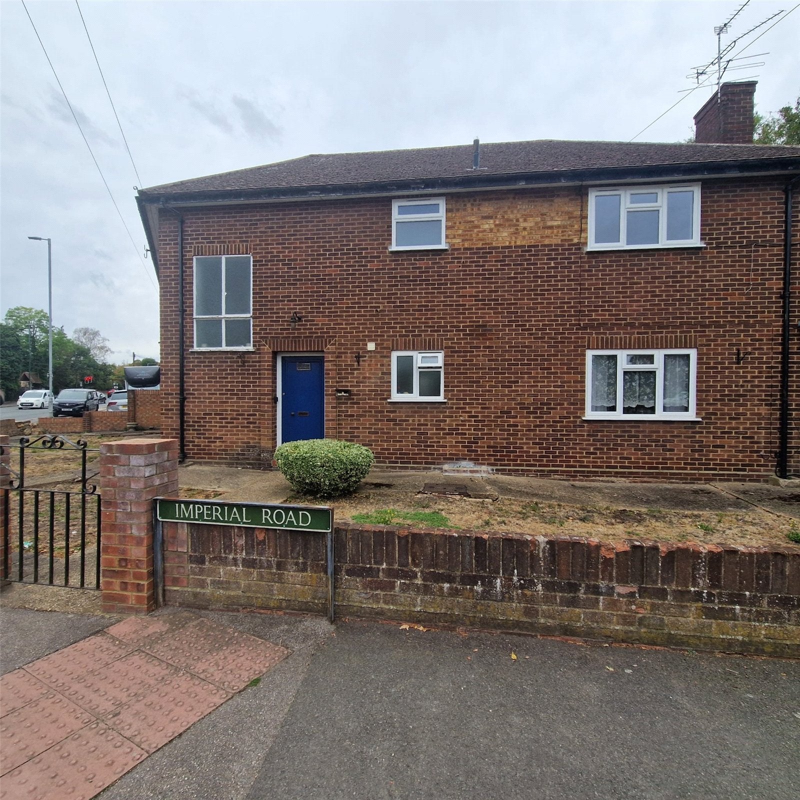 Flat St Leonard's Road in Windsor