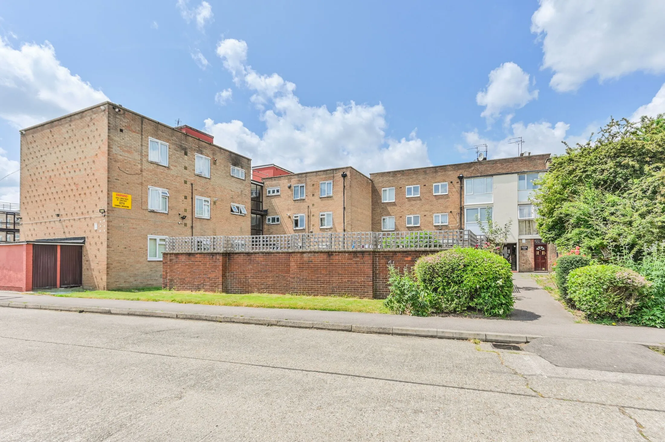 Flat Great Cambridge Road in Greater London