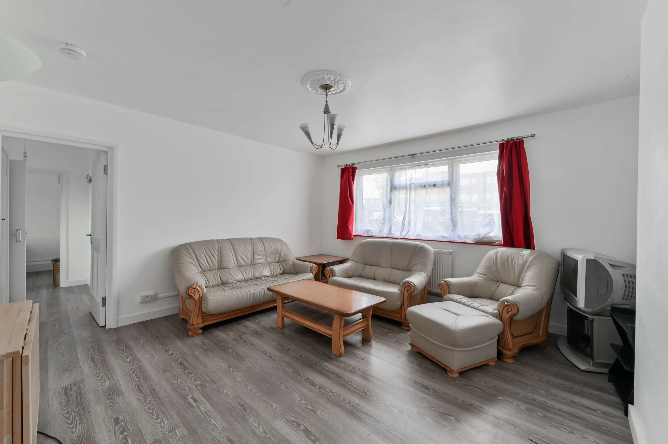 Flat Great Cambridge Road in Greater London