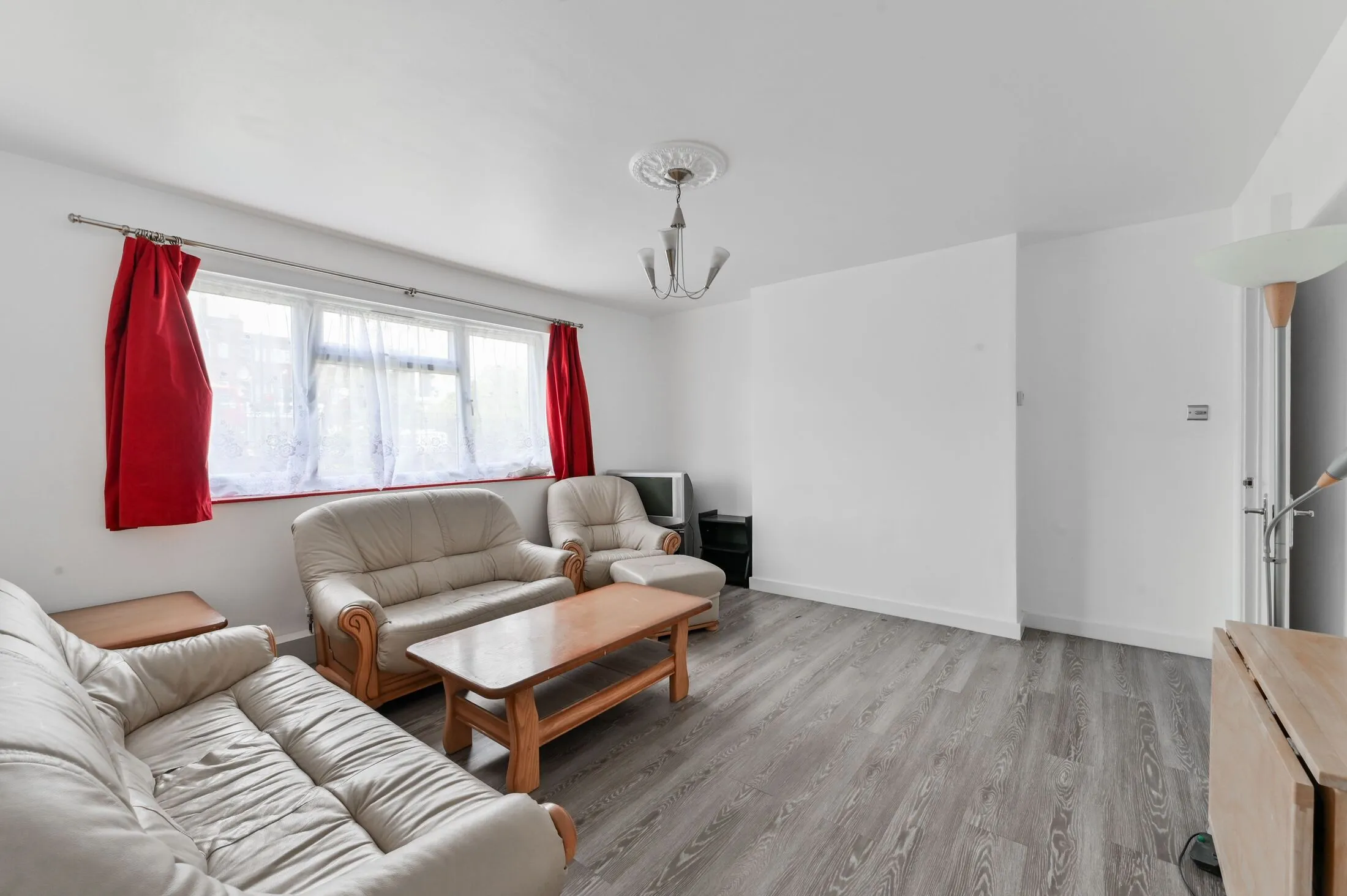 Flat Great Cambridge Road in Greater London
