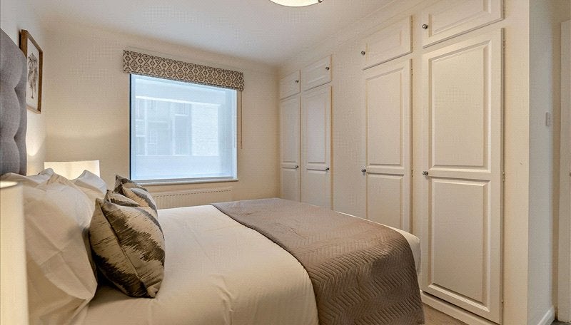 Flat Fulham Road in Greater London