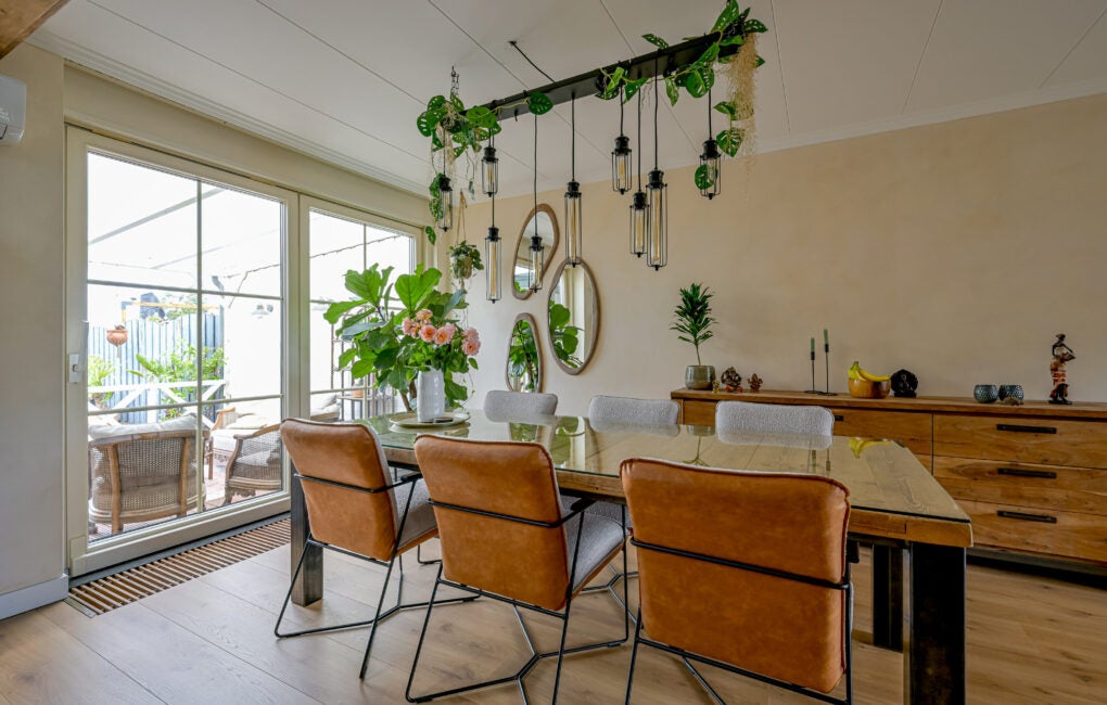 Tussenwoning te koop: Voorkamp 6, Beets