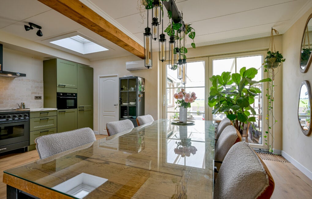 Tussenwoning te koop: Voorkamp 6, Beets