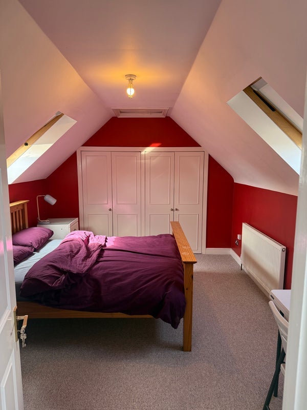 Room Carpenters Arms Lane in Epping Forest