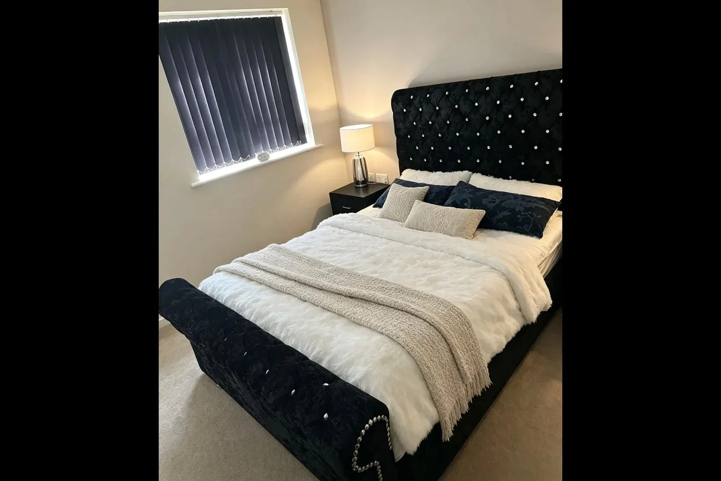 Room Markham Rise in Renhold