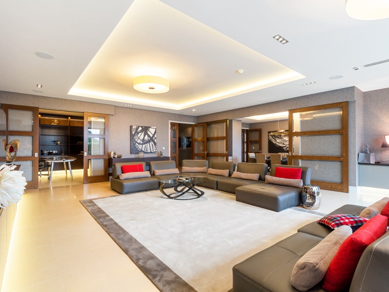 Flat Claremont Road in Greater London