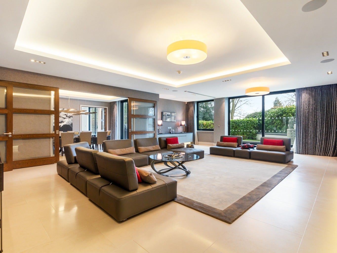 Flat Claremont Road in Greater London